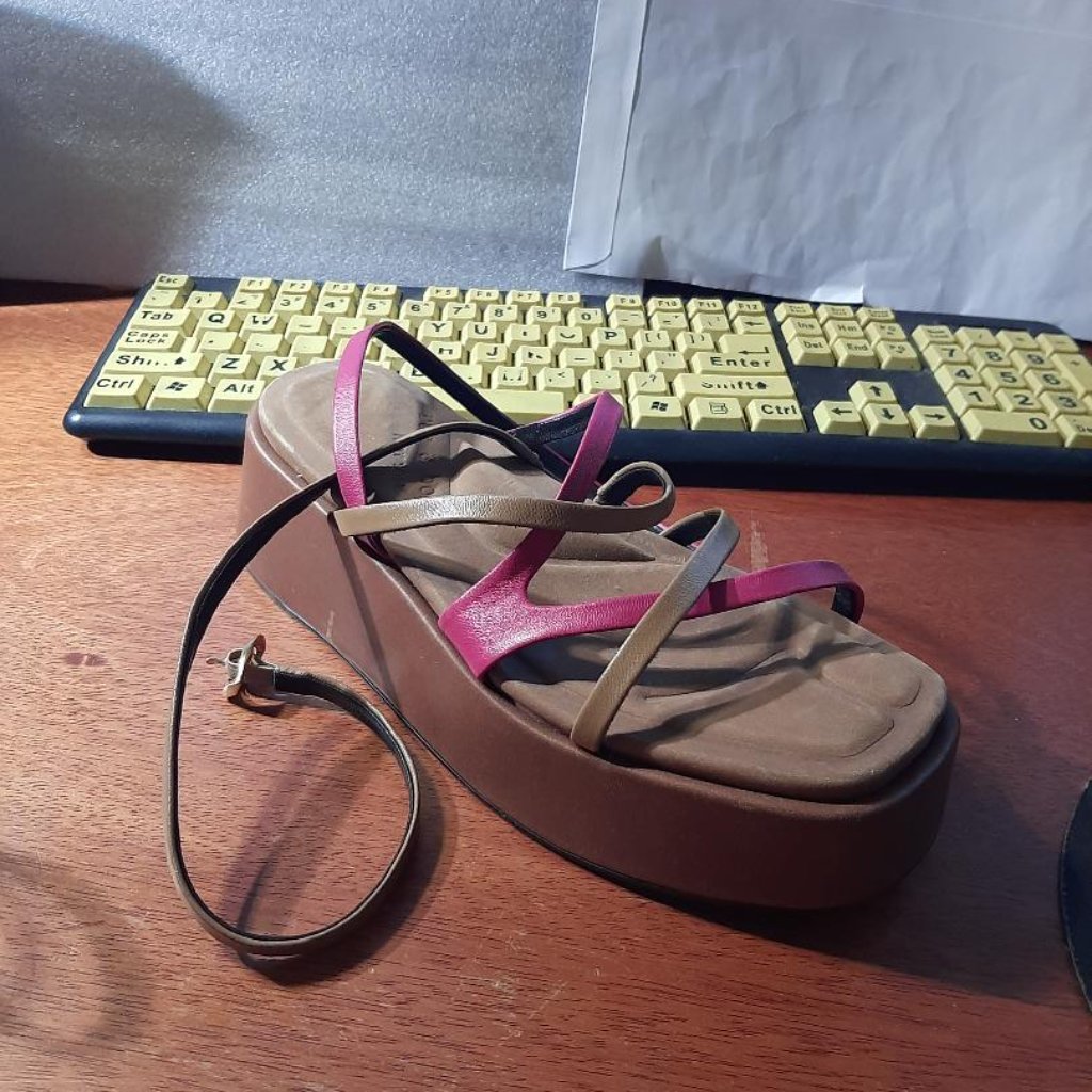 New ! Rag & Bone Logan Strappy Fuchsia/Brown Platform Leather Sandal Size 6.5
